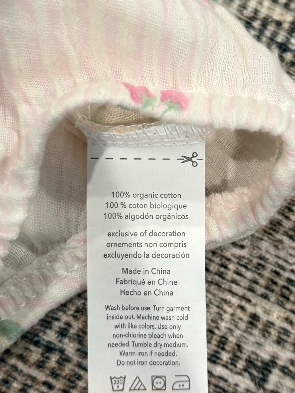 Rabbit & Bear Organic Pink Berry Baby Romper with Strawberry Booties - Picture 3 of 4